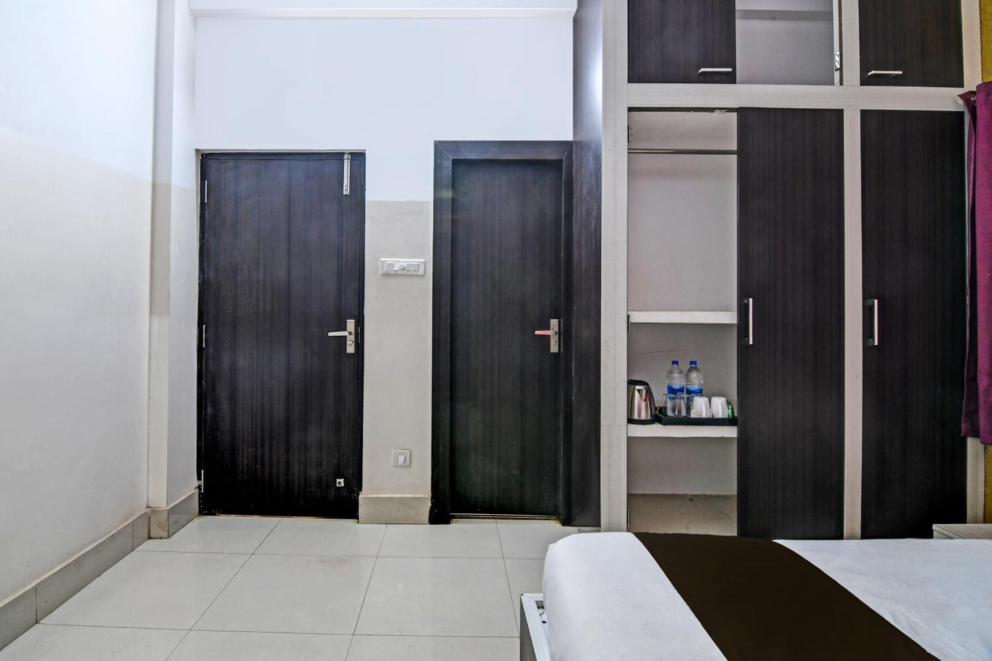Hotel O Home Bm-X Khandagiri Zewnętrze zdjęcie
